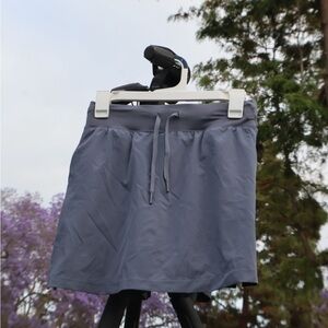 Vuori Gray Performance Skirt Women’s Size S | Athletic Activewear